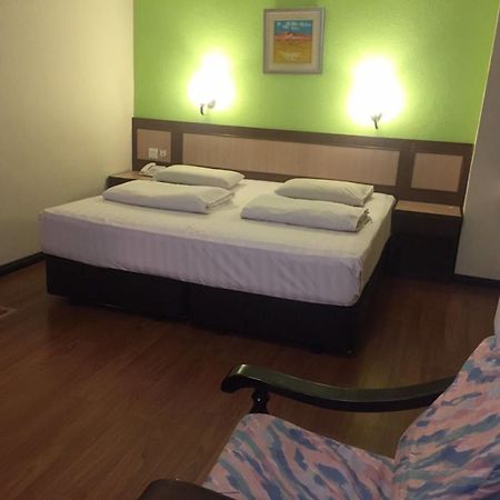 The Inn Hotel Kuala Terengganu Luaran gambar