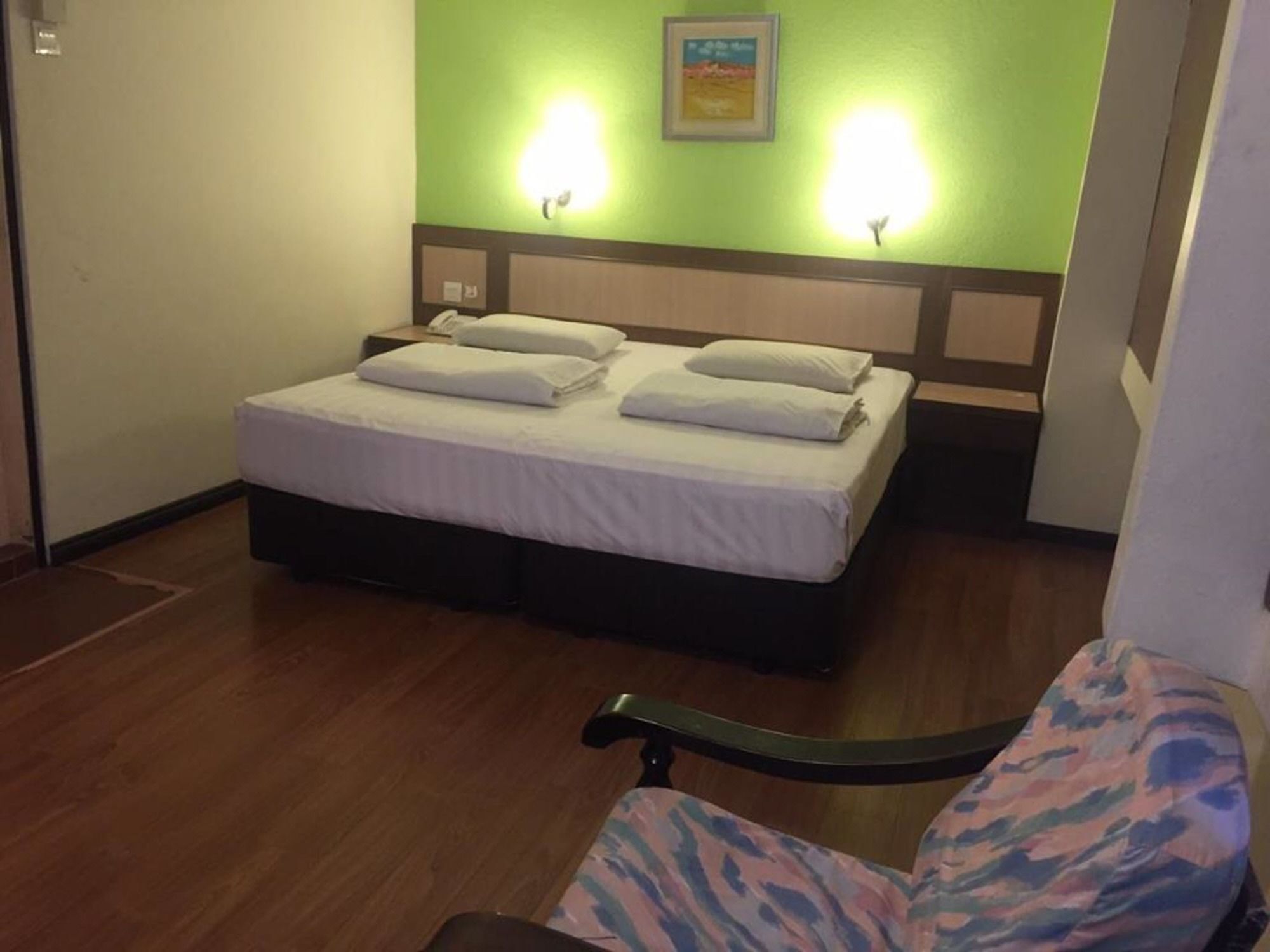 The Inn Hotel Kuala Terengganu Luaran gambar